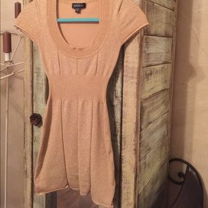 Bebe golden top stretchy